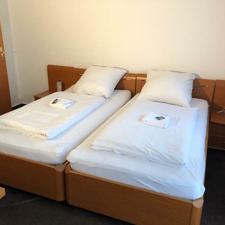 Hotel Mivano เลียร์เทอ ภายนอก รูปภาพ