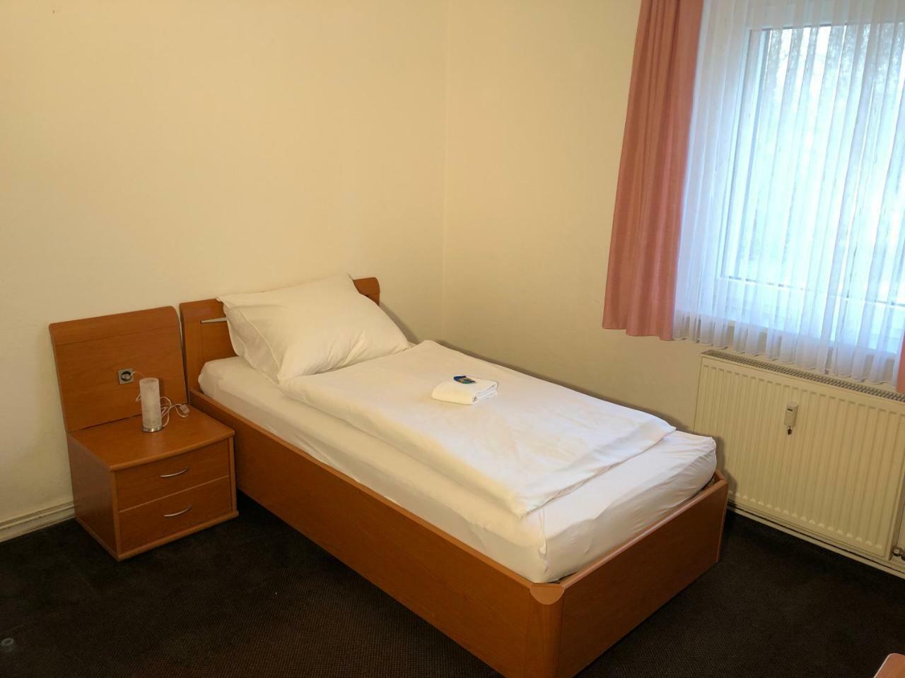 Hotel Mivano เลียร์เทอ ภายนอก รูปภาพ